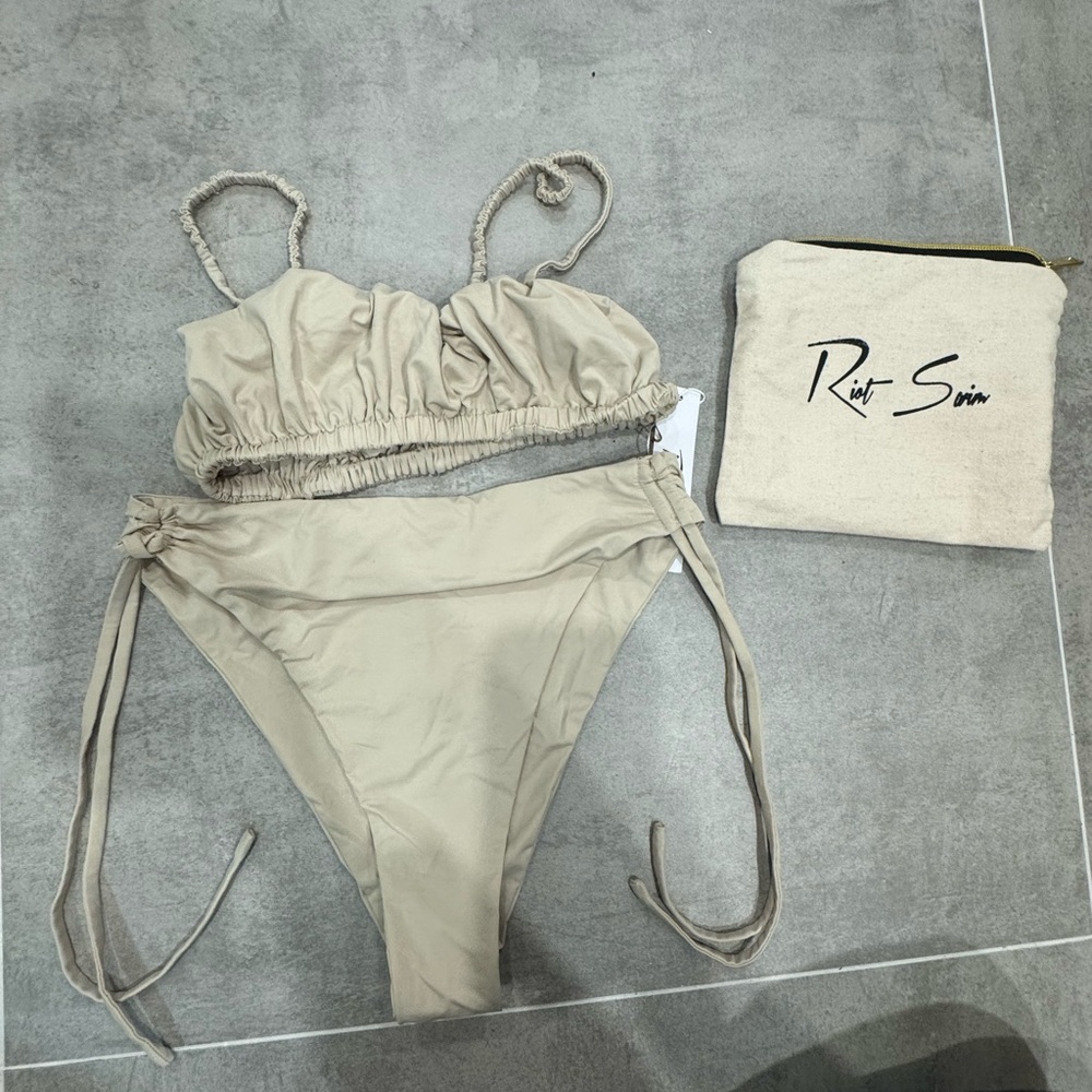Riot Swim Coconut Bikini with Matching Pouch - Picture 6 of 6
